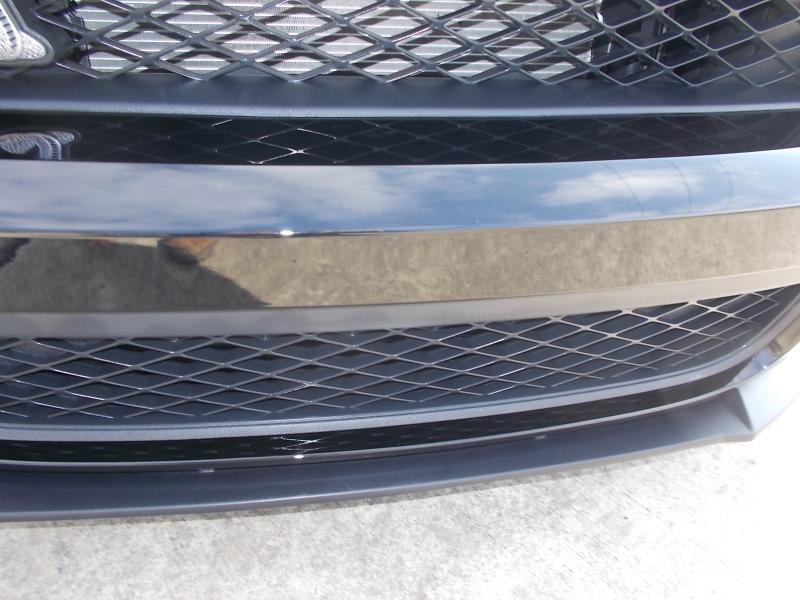 Used 2011 Ford Mustang Shelby GT500 w/ SVT Performance Pkg image 31