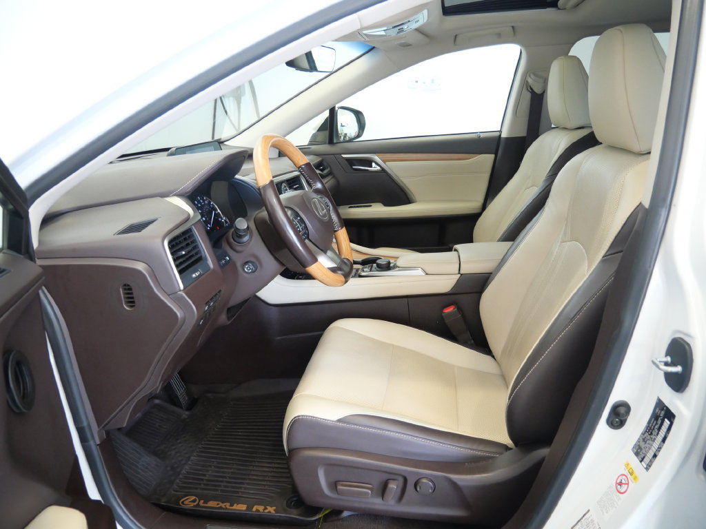 Used 2018 Lexus RX 350L AWD w/ Premium Package image 15