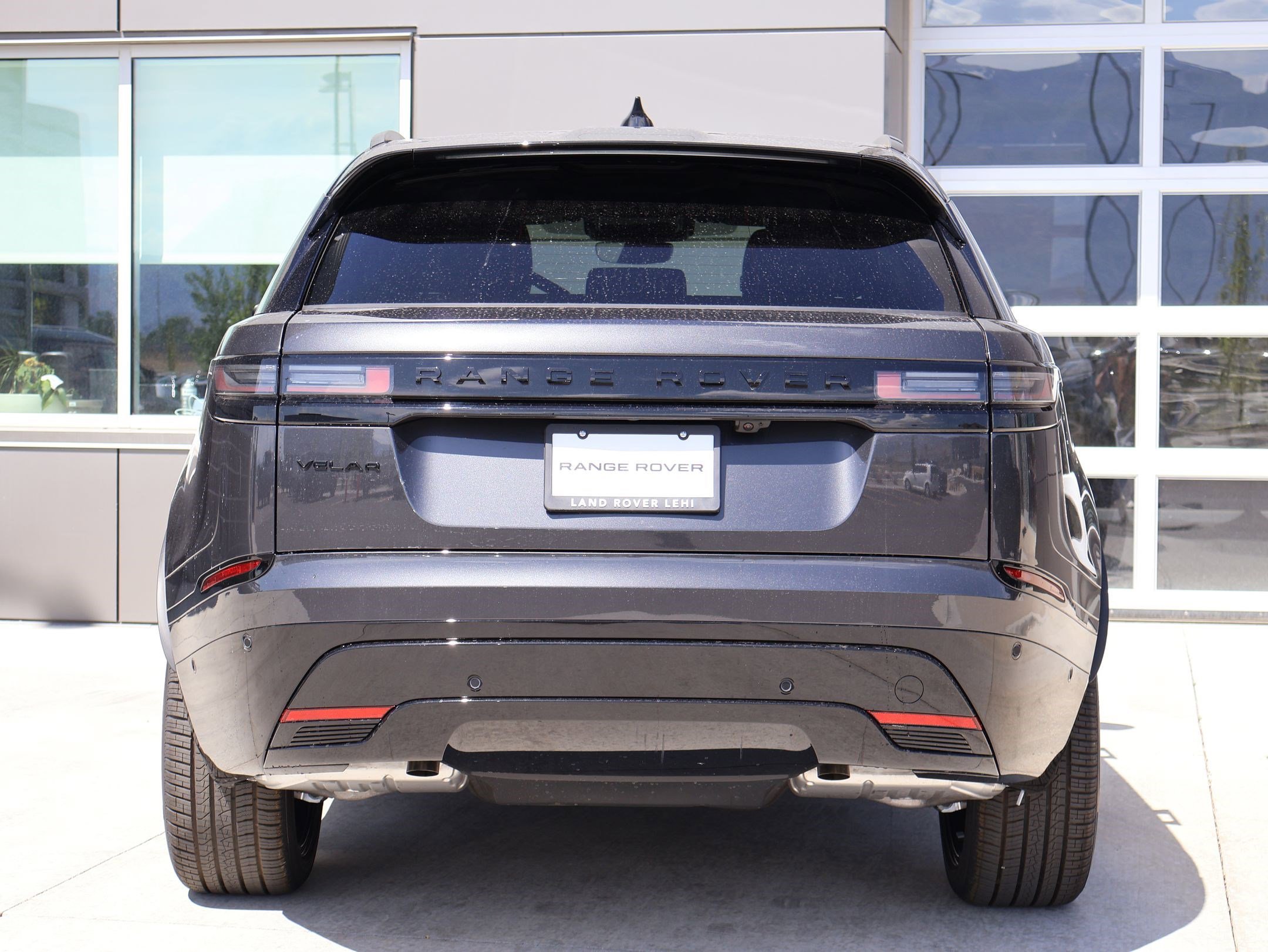 New 2026 Land Rover Range Rover Velar Dynamic SE AWD/4WD image 7