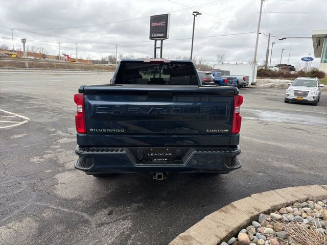 Used 2022 Chevrolet Silverado 1500 Custom image 4