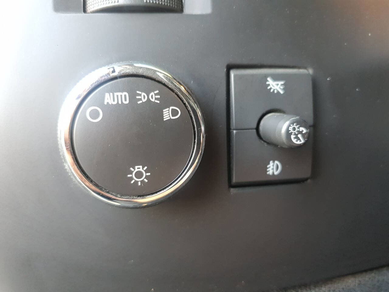 Used 2008 Chevrolet Silverado 3500 LT w/ EZ-Lift Tailgate Package RWD image 57