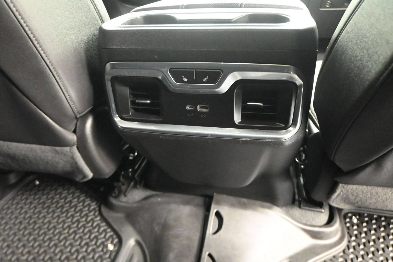Used 2022 GMC Sierra 1500 SLT w/ SLT Convenience Package AWD/4WD image 10