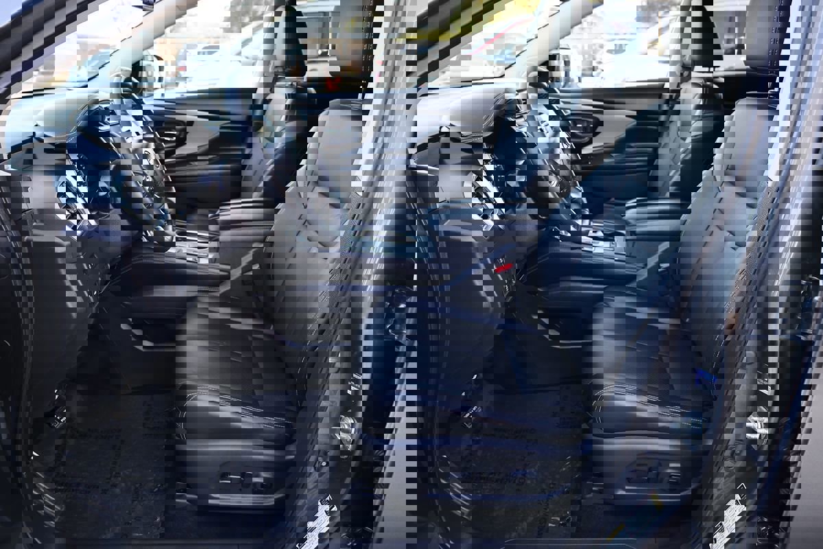 Used 2019 Nissan Murano SL w/ SL Technology Package image 11