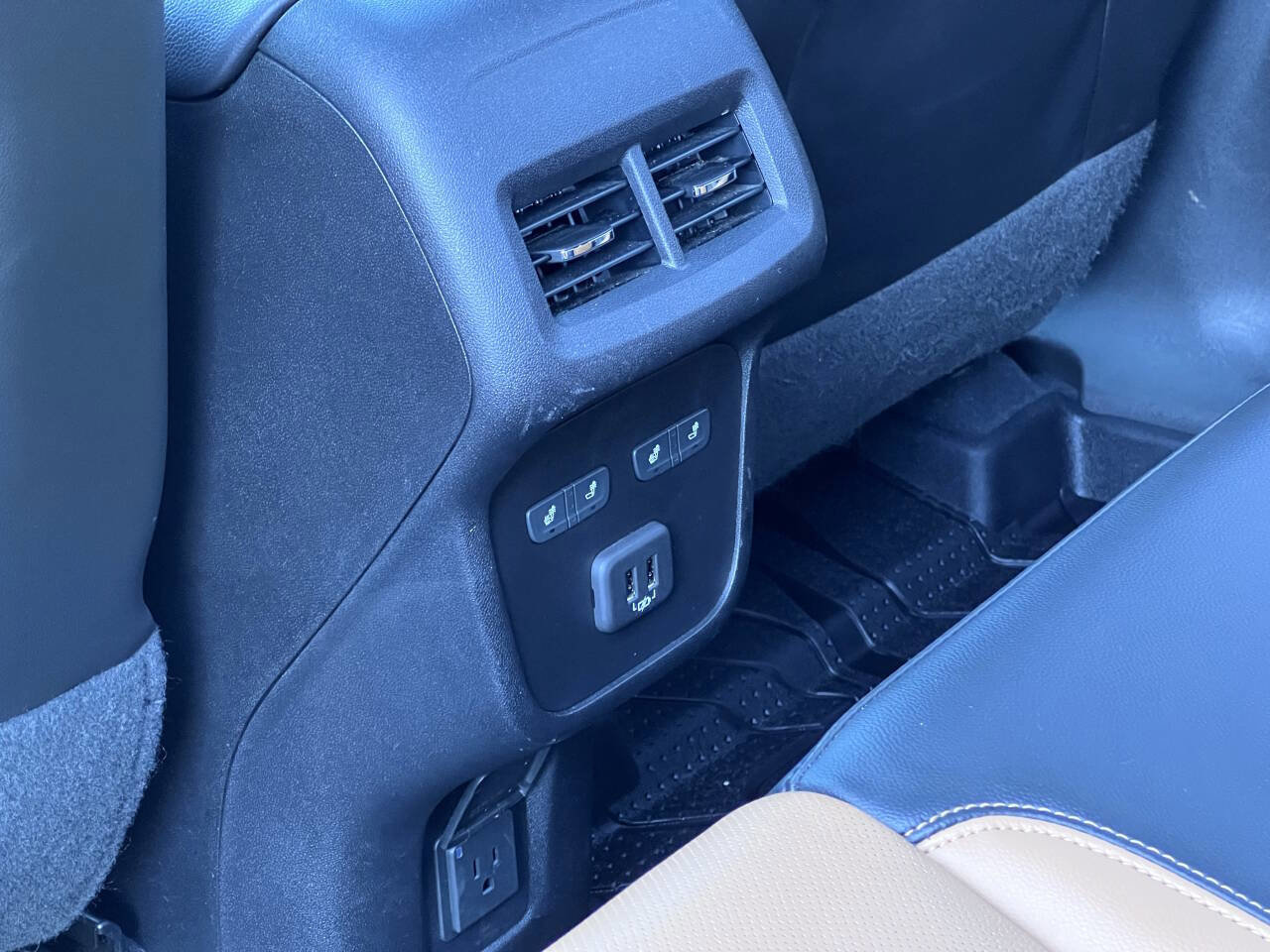 Used 2019 Chevrolet Equinox Premier image 27