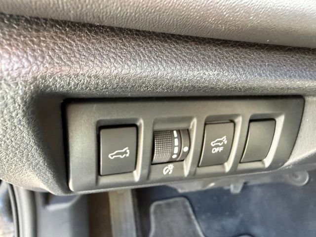 Used 2025 Subaru Outback Onyx Edition AWD/4WD image 12