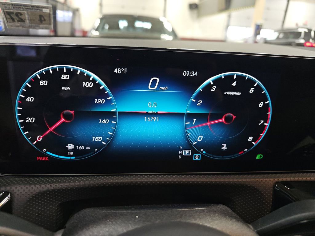 Used 2022 Mercedes-Benz A 220 4MATIC image 2