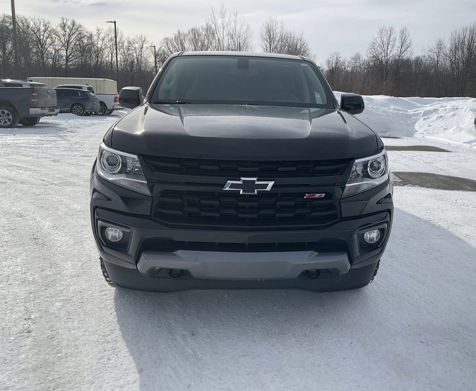 Used 2022 Chevrolet Colorado Z71 w/ Z71 Midnight Edition image 2