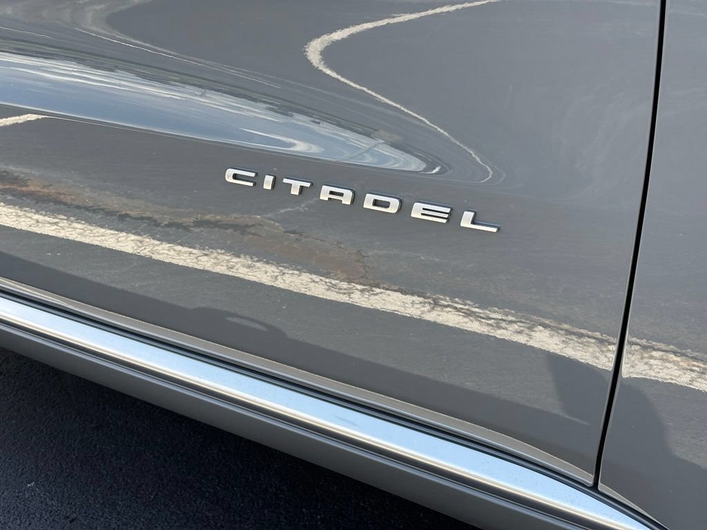 Used 2023 Dodge Durango Citadel AWD/4WD image 9