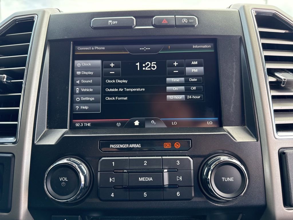 Used 2015 Ford F150 Lariat AWD/4WD image 34