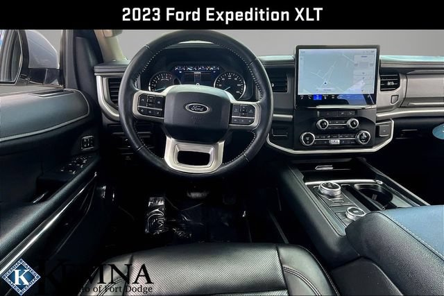 Used 2023 Ford Expedition XLT AWD/4WD image 10