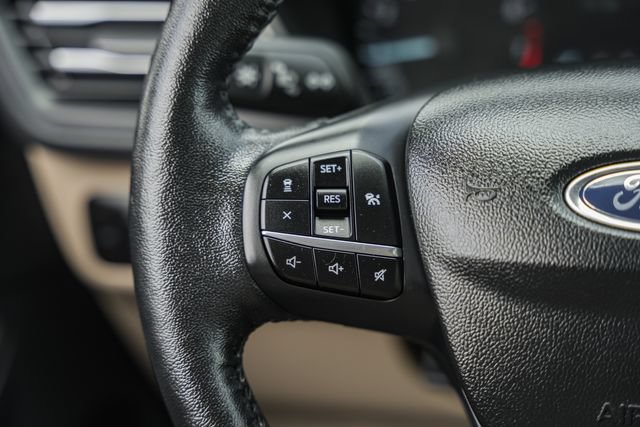 Used 2020 Ford Escape SEL FWD image 31