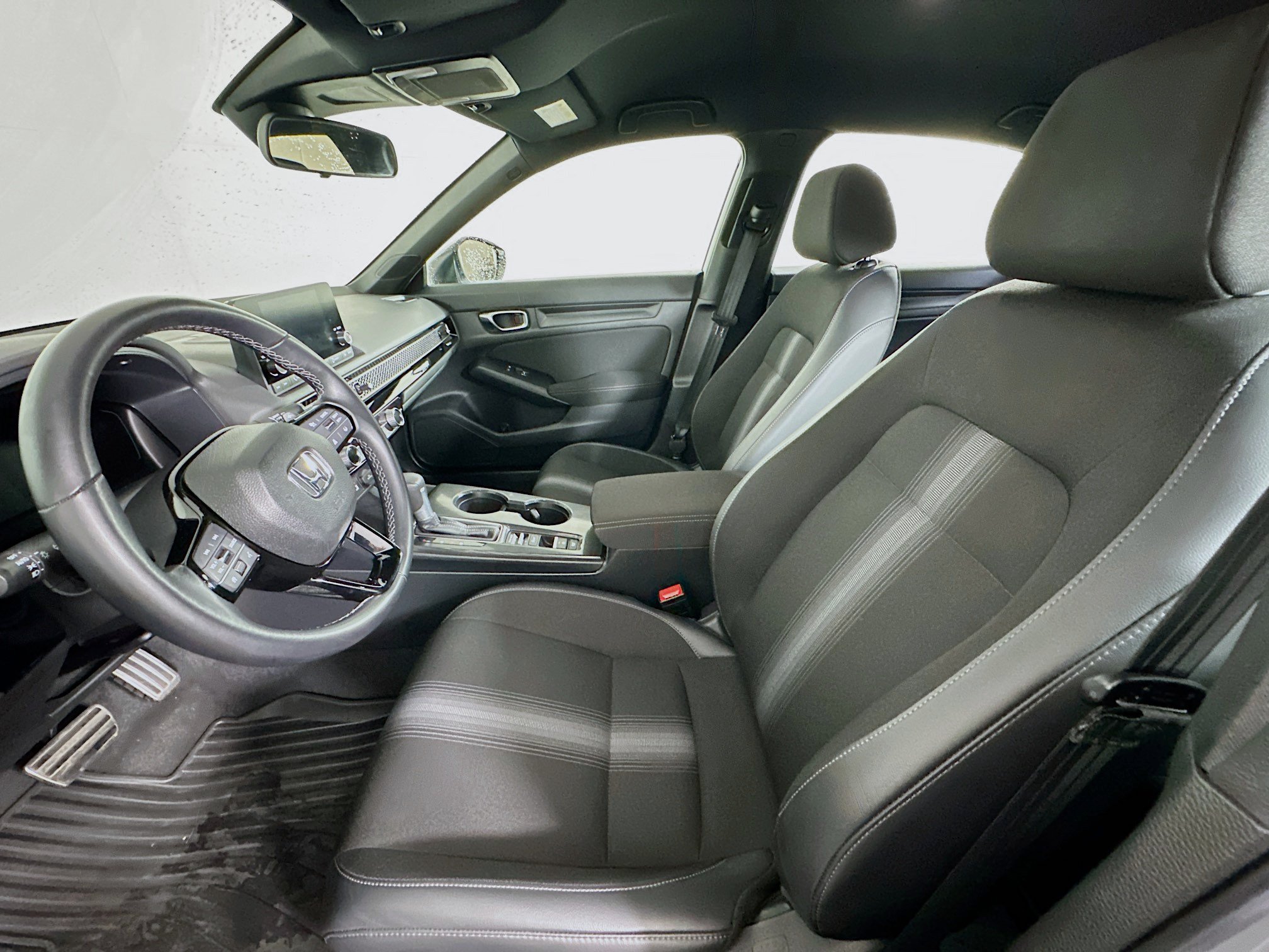 Used 2024 Honda Civic Sport image 13