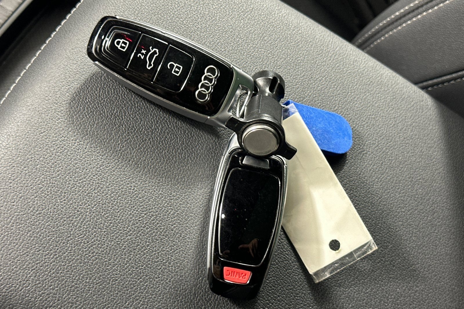 Used 2023 Audi Q8 Prestige w/ Prestige Package image 25