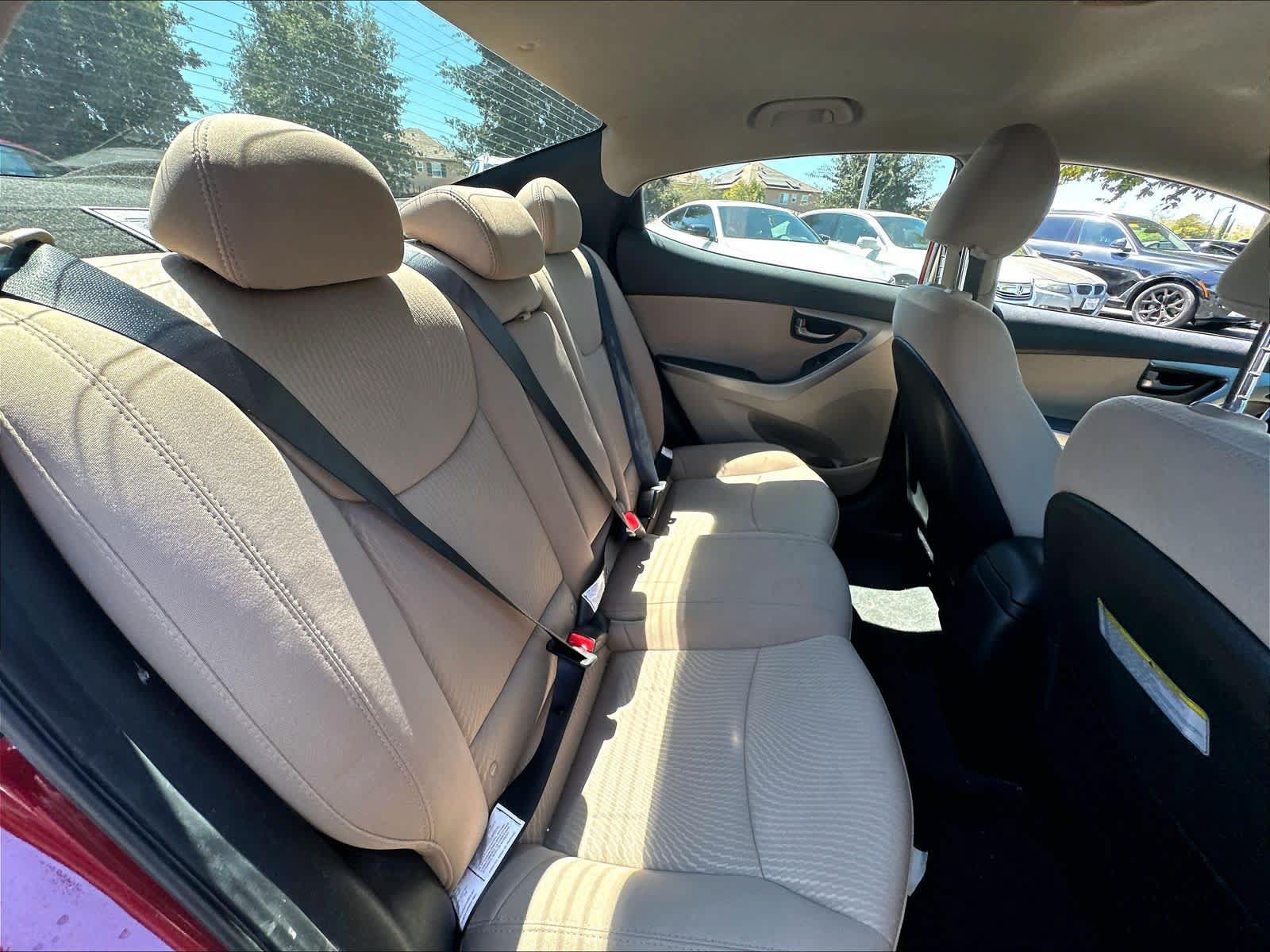 Used 2016 Hyundai Elantra SE w/ Option Group 02 FWD image 24