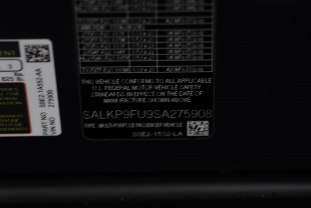 New 2025 Land Rover Range Rover SE image 26