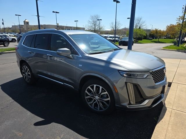 Used 2022 Cadillac XT6 Premium Luxury w/ Platinum Package image 4