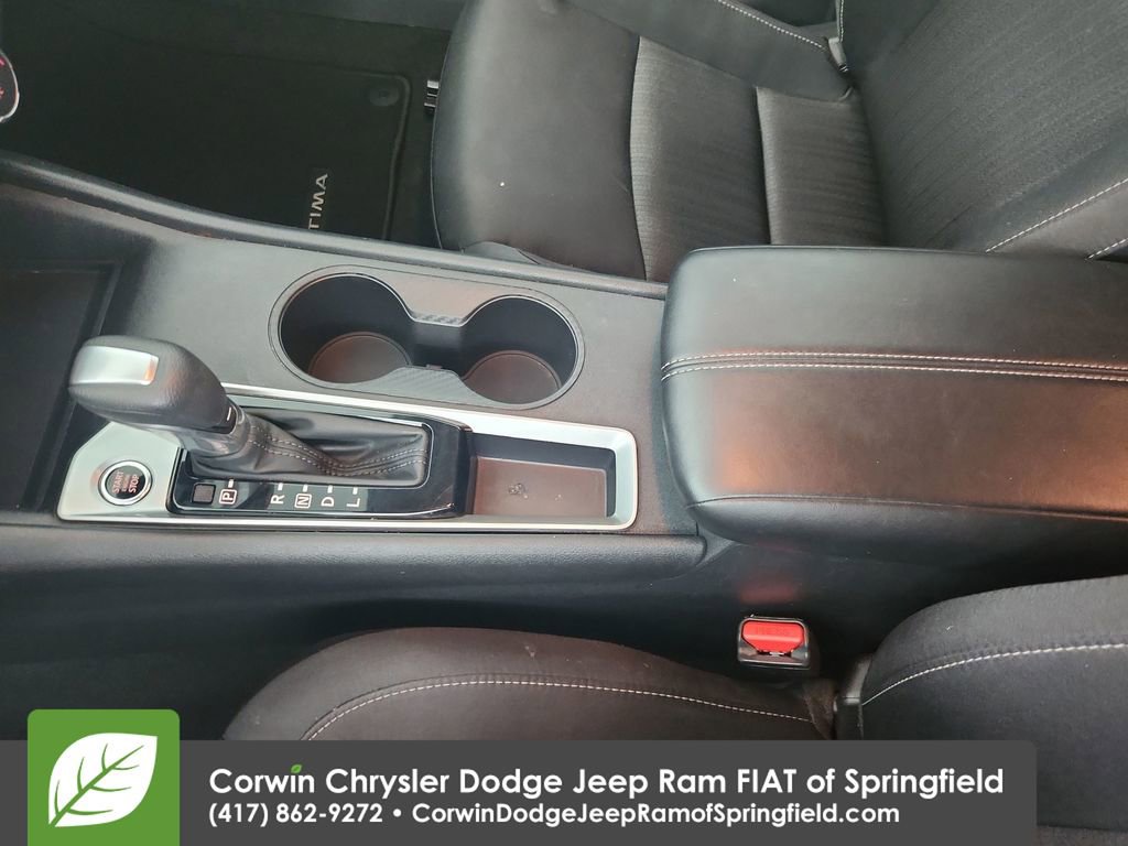 Used 2025 Nissan Altima 2.5 SV image 29