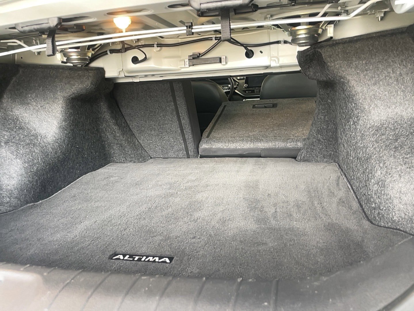 Used 2019 Nissan Altima 2.5 SR w/ SR Premium Package AWD/4WD image 19