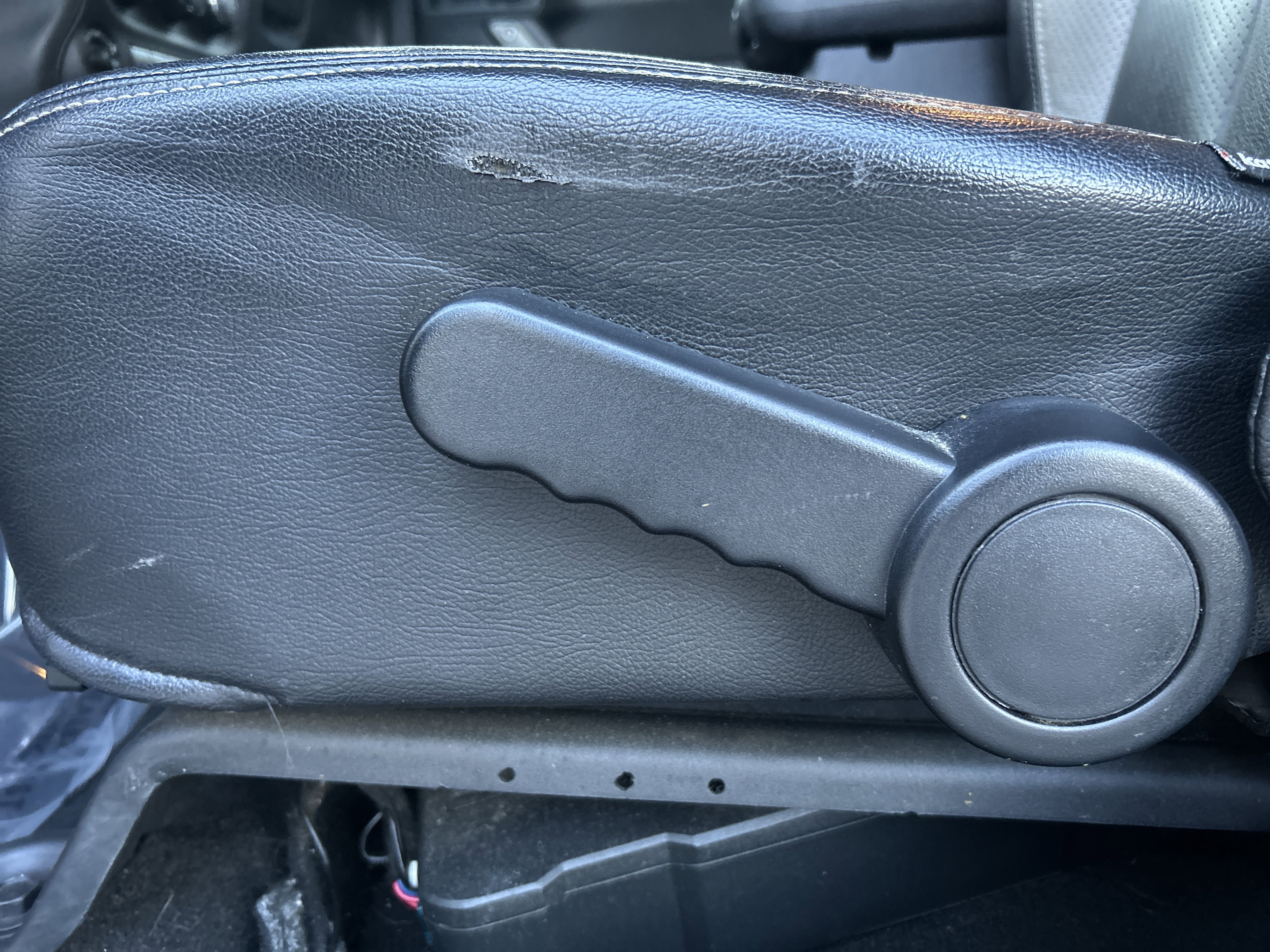 Used 2018 Jeep Wrangler Unlimited Sport S image 13