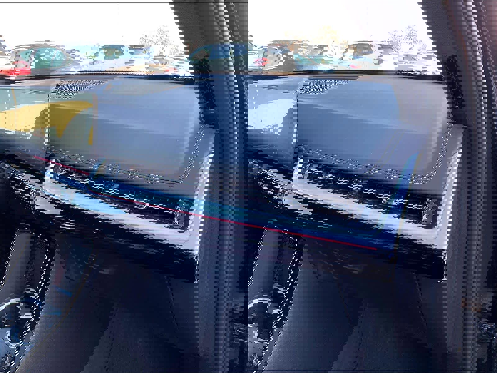 Used 2025 BMW X1 xDrive28i w/ Convenience Package image 17