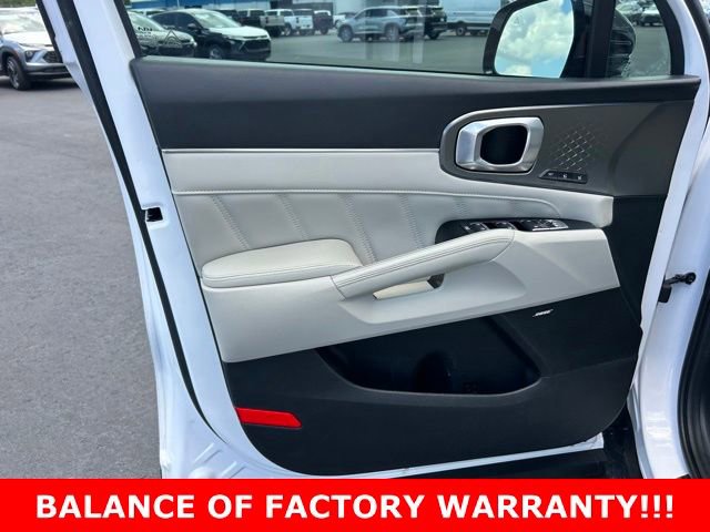 Used 2022 Kia Sorento SX FWD image 12