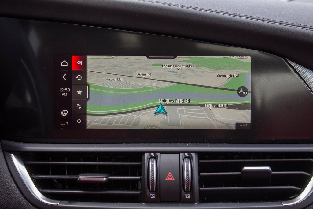 New 2025 Alfa Romeo Giulia AWD image 17