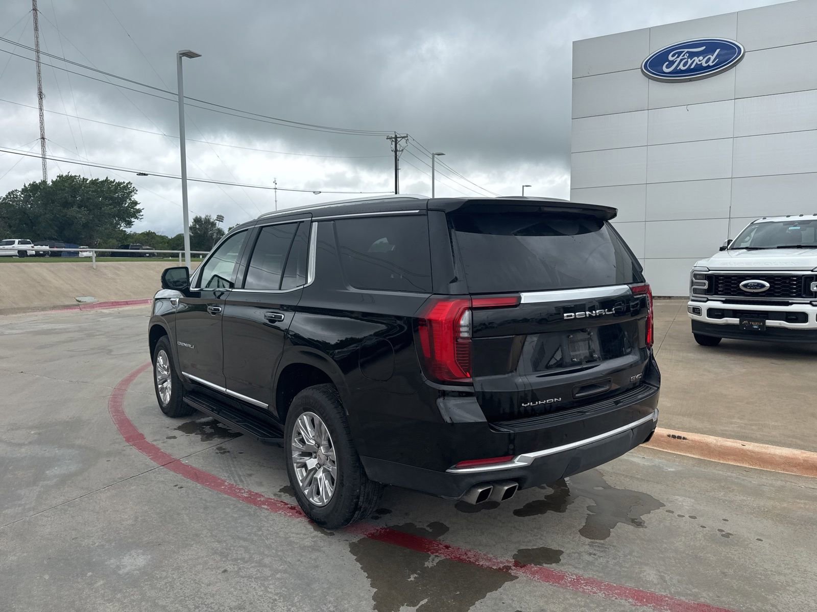 Used 2025 GMC Yukon Denali image 7