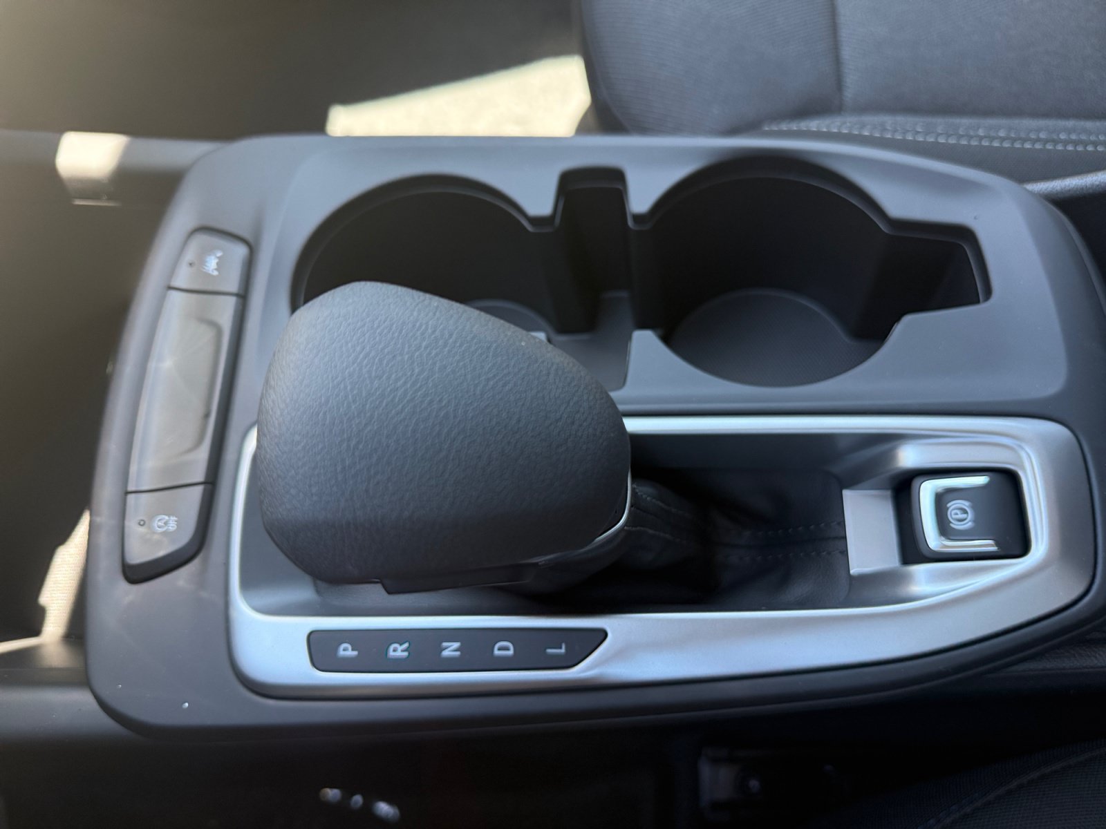 New 2026 Chevrolet Trax LS w/ LS Convenience Package FWD image 24