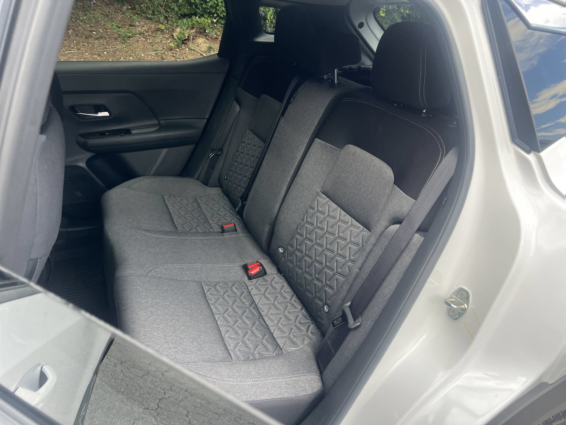 Used 2026 Nissan Kicks SV w/ SV Premium Package FWD image 20