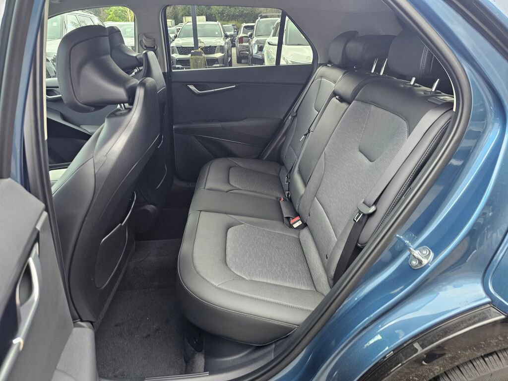 New 2026 Kia Niro SX image 23