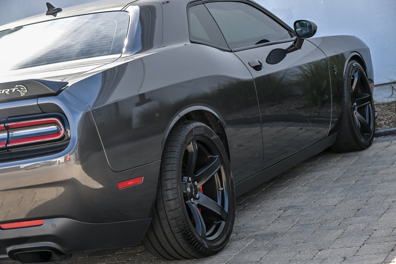Used 2018 Dodge Challenger SRT Hellcat RWD image 8