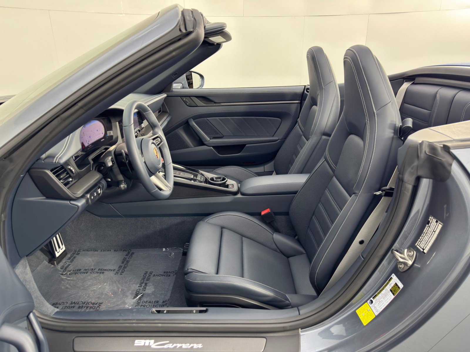 Used 2025 Porsche 911 Carrera image 15