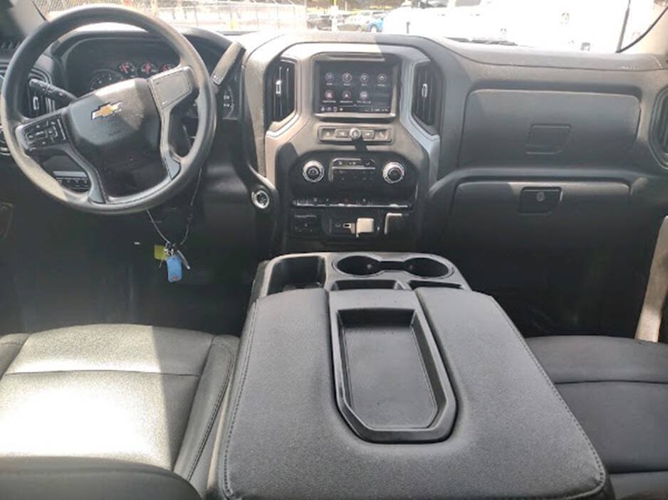 Used 2024 Chevrolet Silverado 2500 W/T w/ WT Fleet Convenience Package AWD/4WD image 16