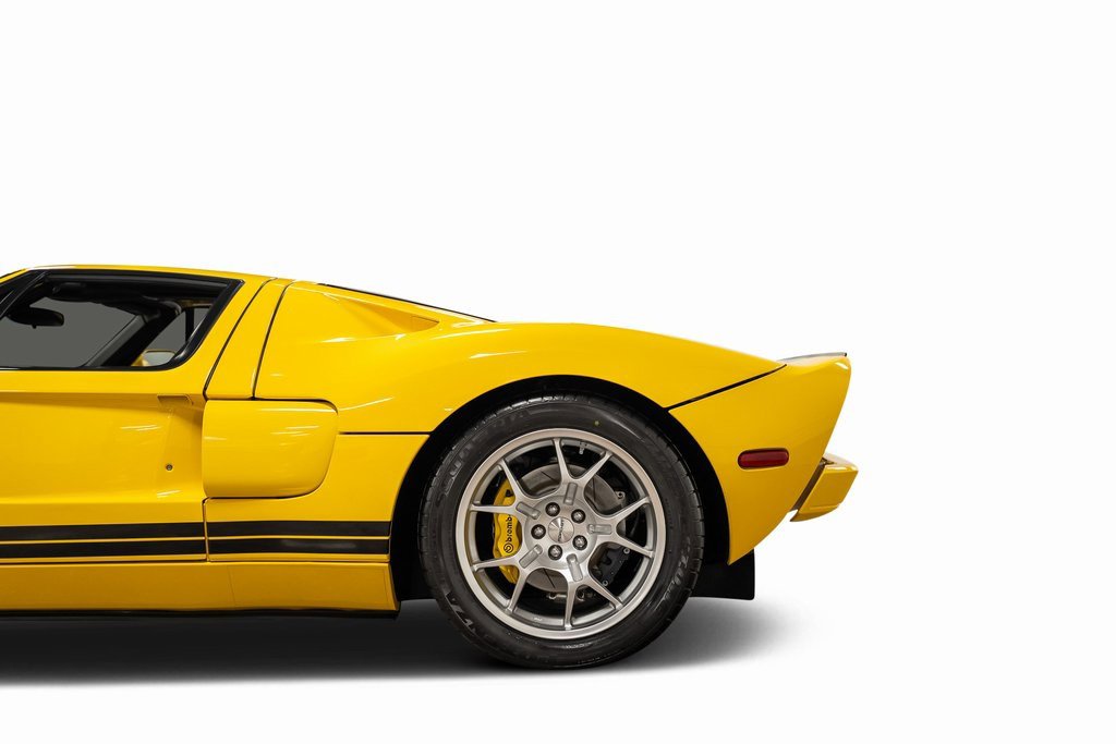 Used 2005 Ford GT image 20