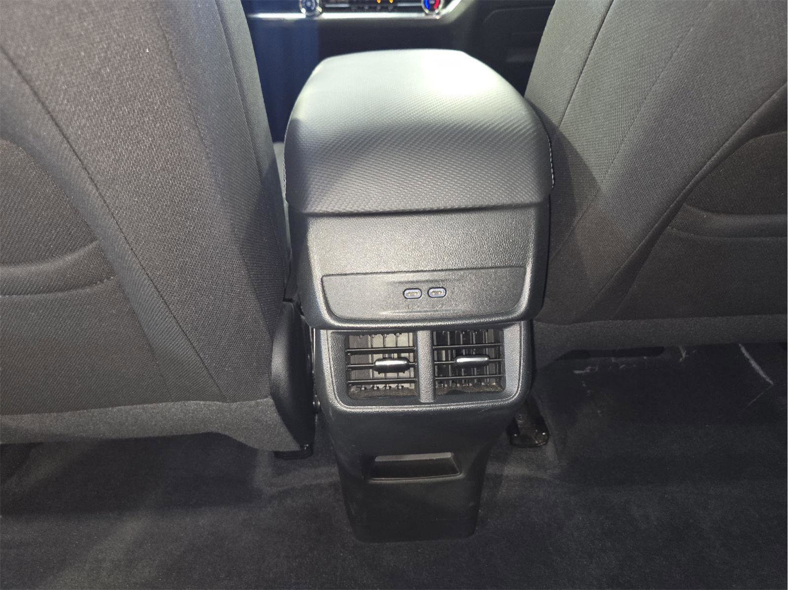 Used 2025 Chevrolet Equinox LT w/ Safety and Technology Package AWD/4WD image 25