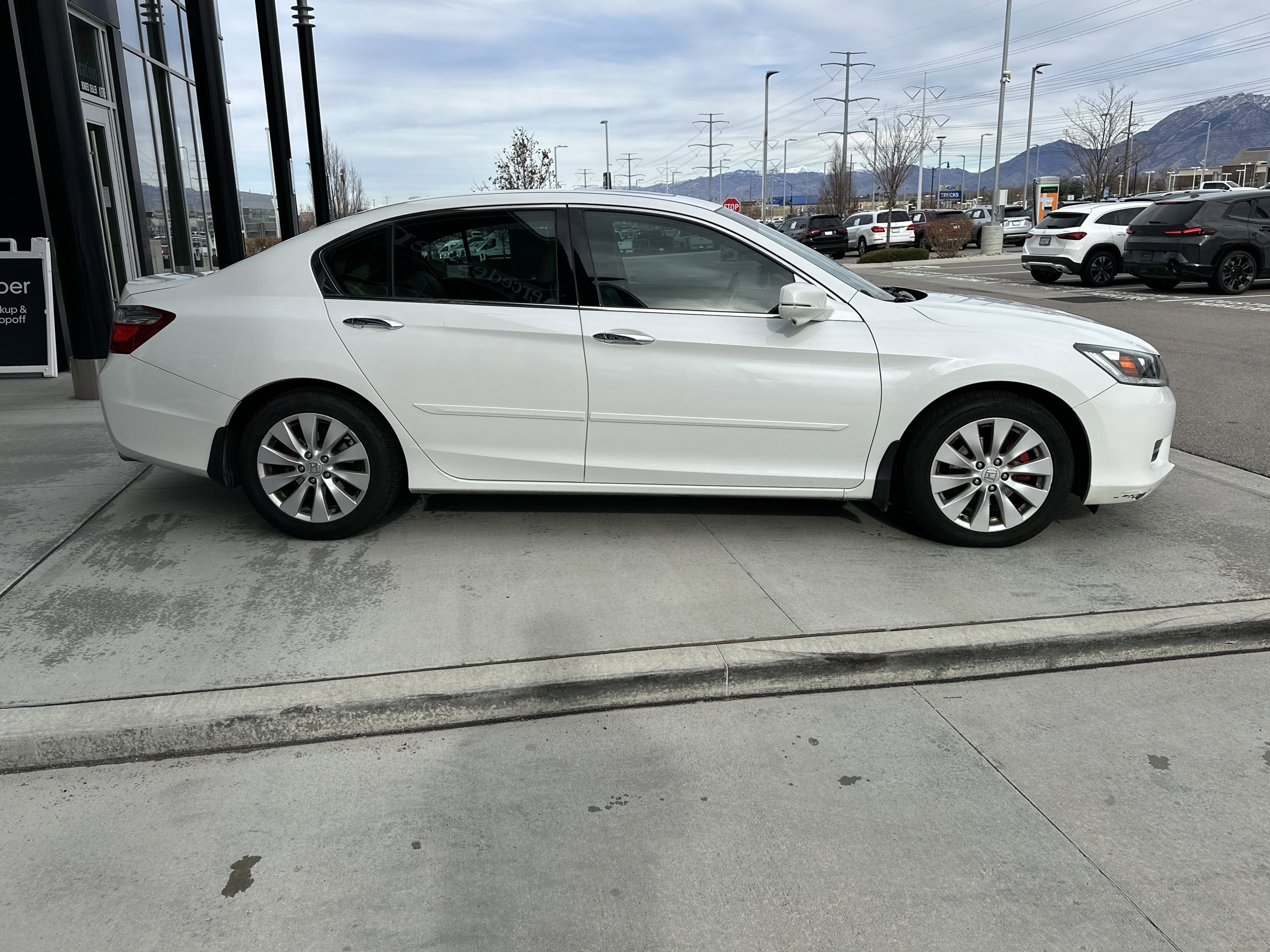 Used 2015 Honda Accord EX-L image 4