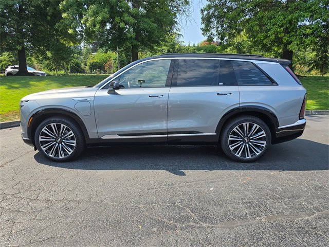 New 2026 Cadillac Vistiq Premium Luxury image 2