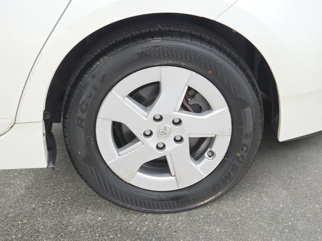 Used 2010 Toyota Prius One FWD image 30