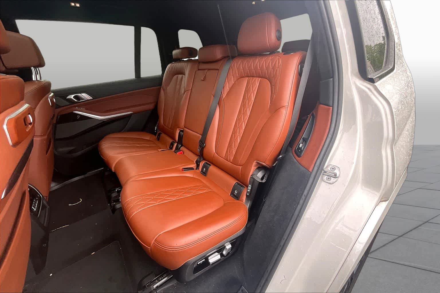 Used 2024 BMW X7 M60i w/ M Sport Professional Package AWD/4WD image 20
