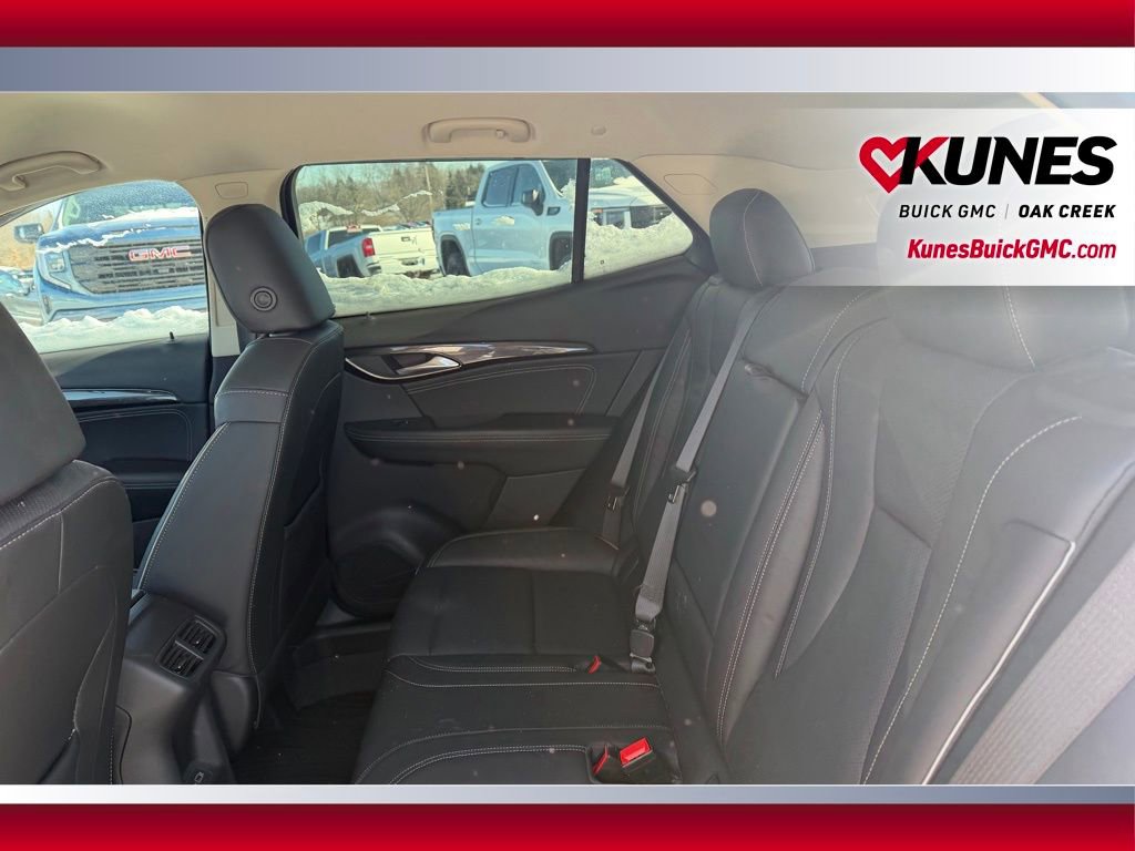 Used 2021 Buick Envision Essence image 10