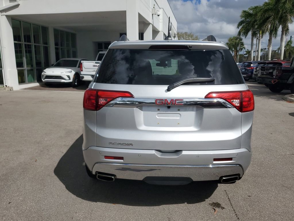 Used 2019 GMC Acadia Denali w/ Technology Package image 4