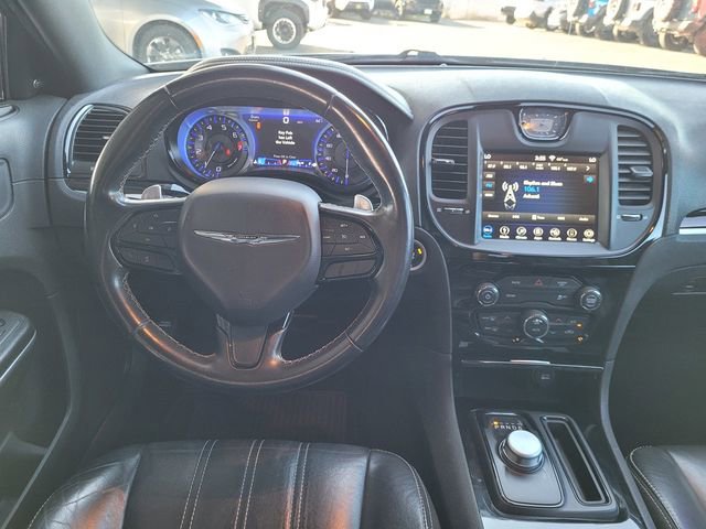 Used 2019 Chrysler 300 S image 7