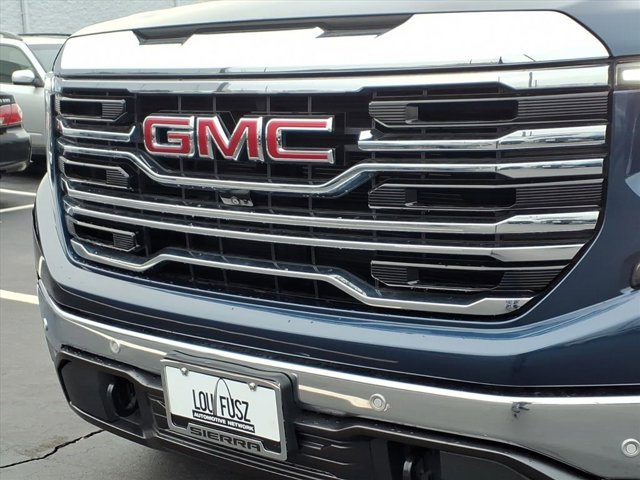 Used 2022 GMC Sierra 1500 SLT w/ SLT Premium Plus Package image 33