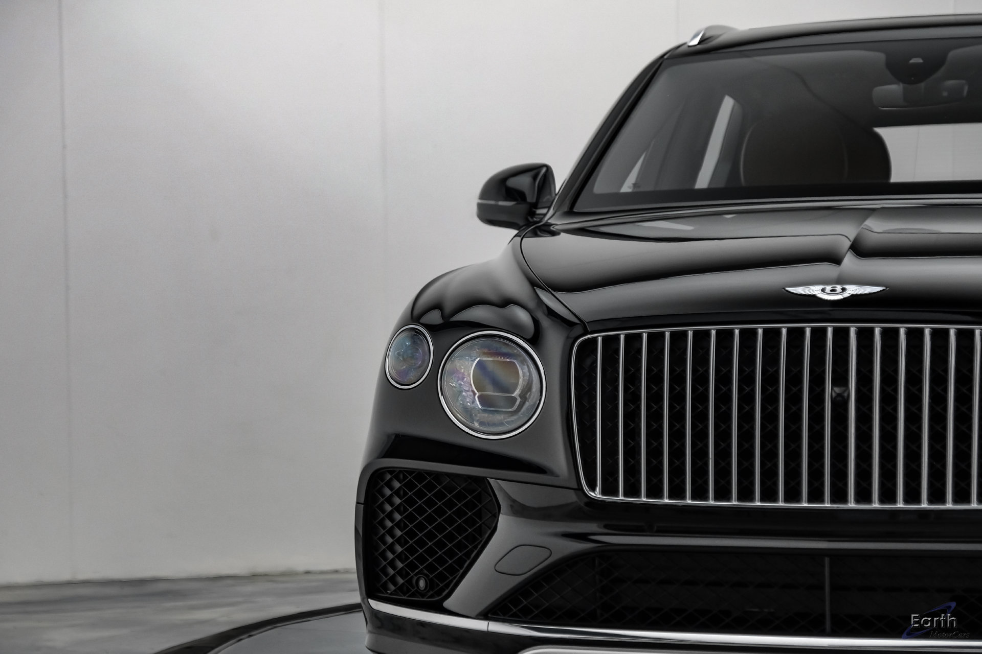 Used 2023 Bentley Bentayga Extended Wheelbase AWD/4WD image 27