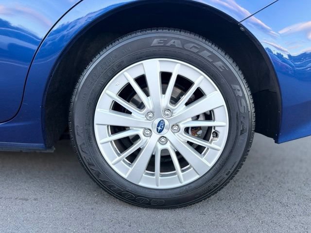 Used 2018 Subaru Impreza 2.0i Premium w/ Eyesight & BSD & Rcta AWD/4WD image 28