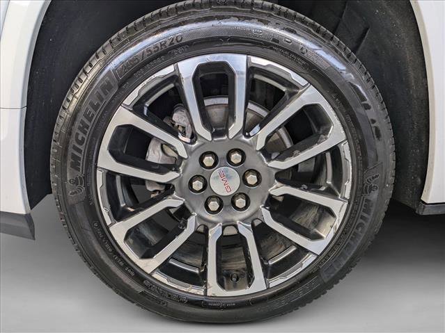 Used 2020 GMC Acadia Denali w/ Technology Package FWD image 26