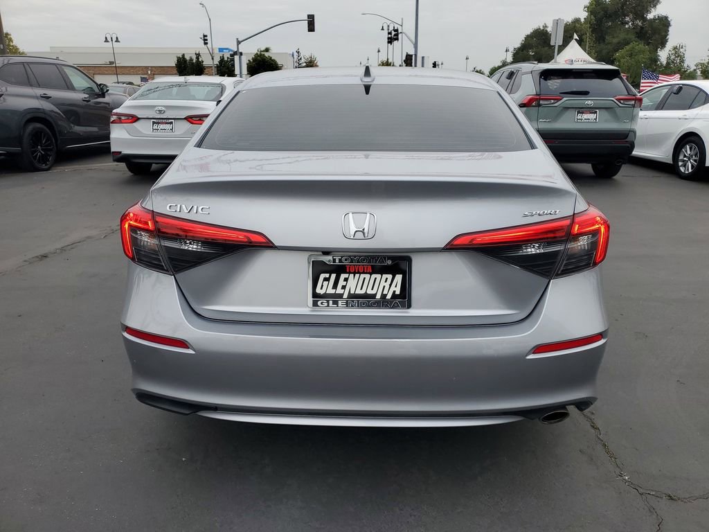 Used 2022 Honda Civic Sport image 4