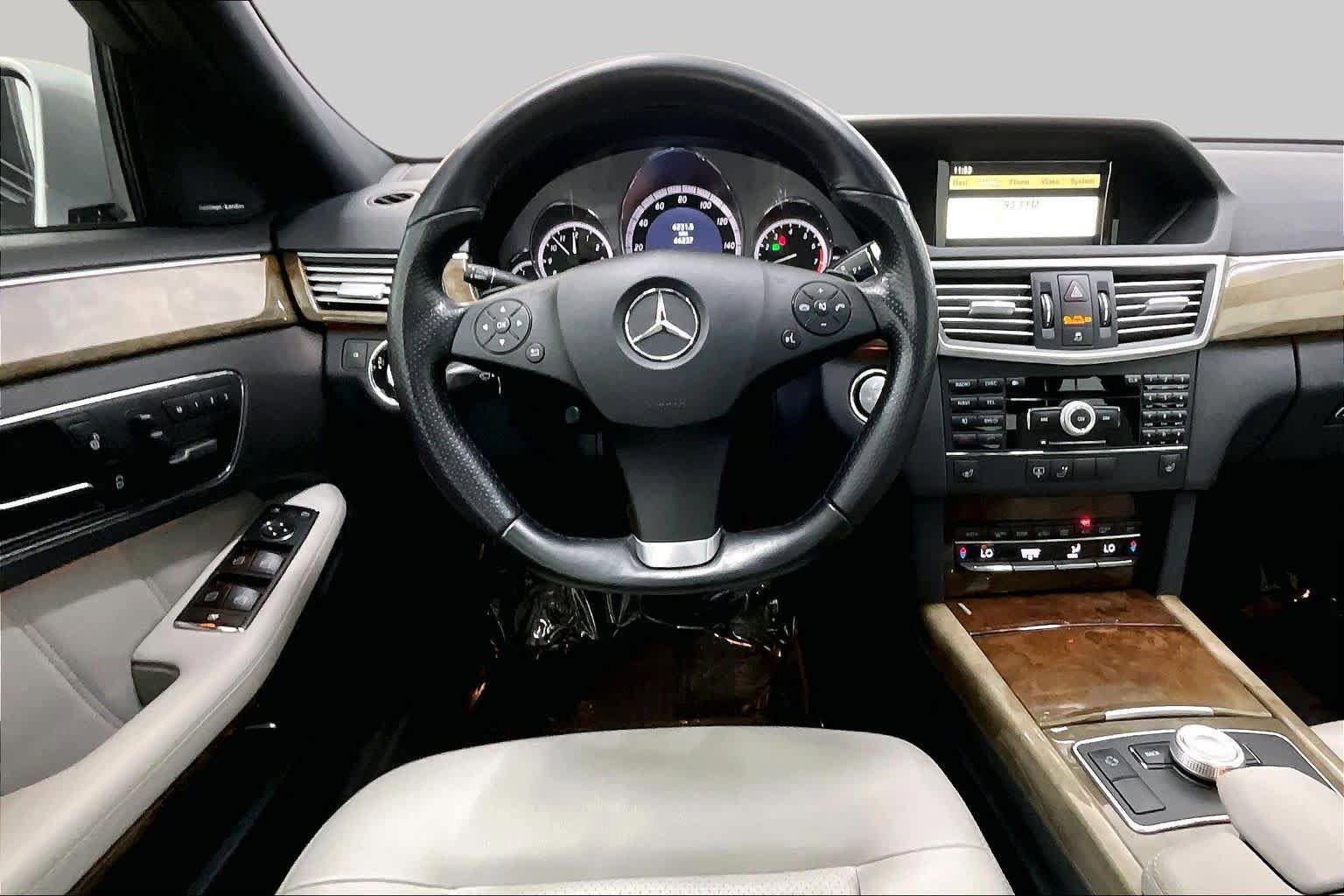 Used 2010 Mercedes-Benz E 350 Sedan image 5