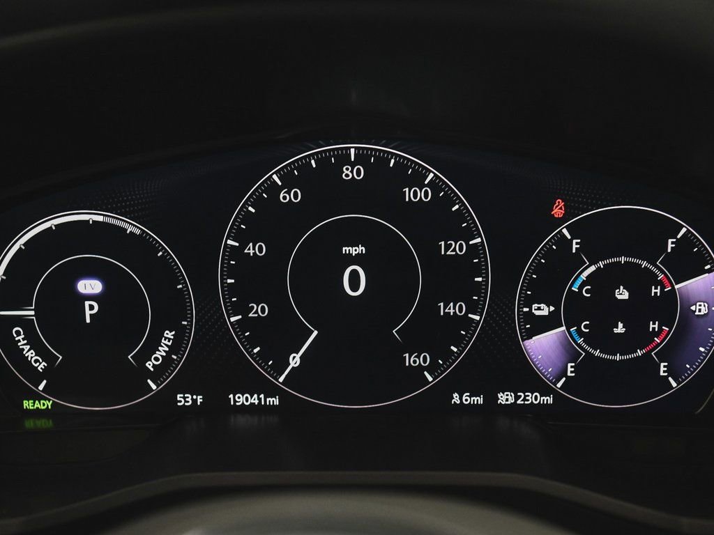 Used 2024 MAZDA CX-90 Plug-In Hybrid w/ Preferred image 17