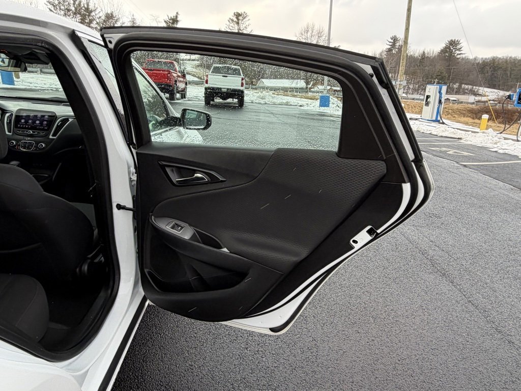 Used 2024 Chevrolet Malibu LT image 16